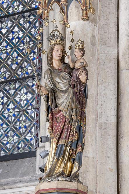 Sculpture of Milan Madonna
