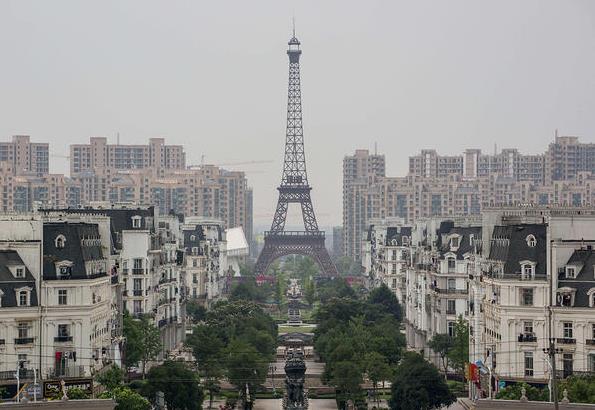A replica of the Eiffel Tower in Hangzhou