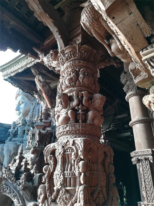 Sculptures on one of the columns of the building