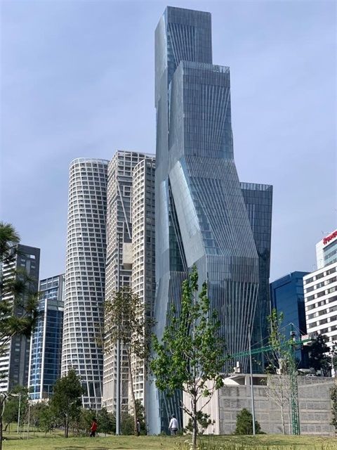 Torre Paradox