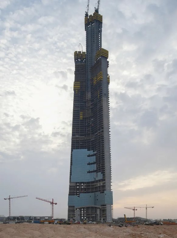 Jeddah Tower seen in April 2026